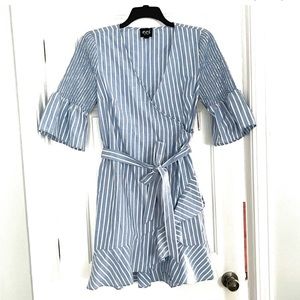 ECI New York Blue and White Striped Dress ✅OFFERS